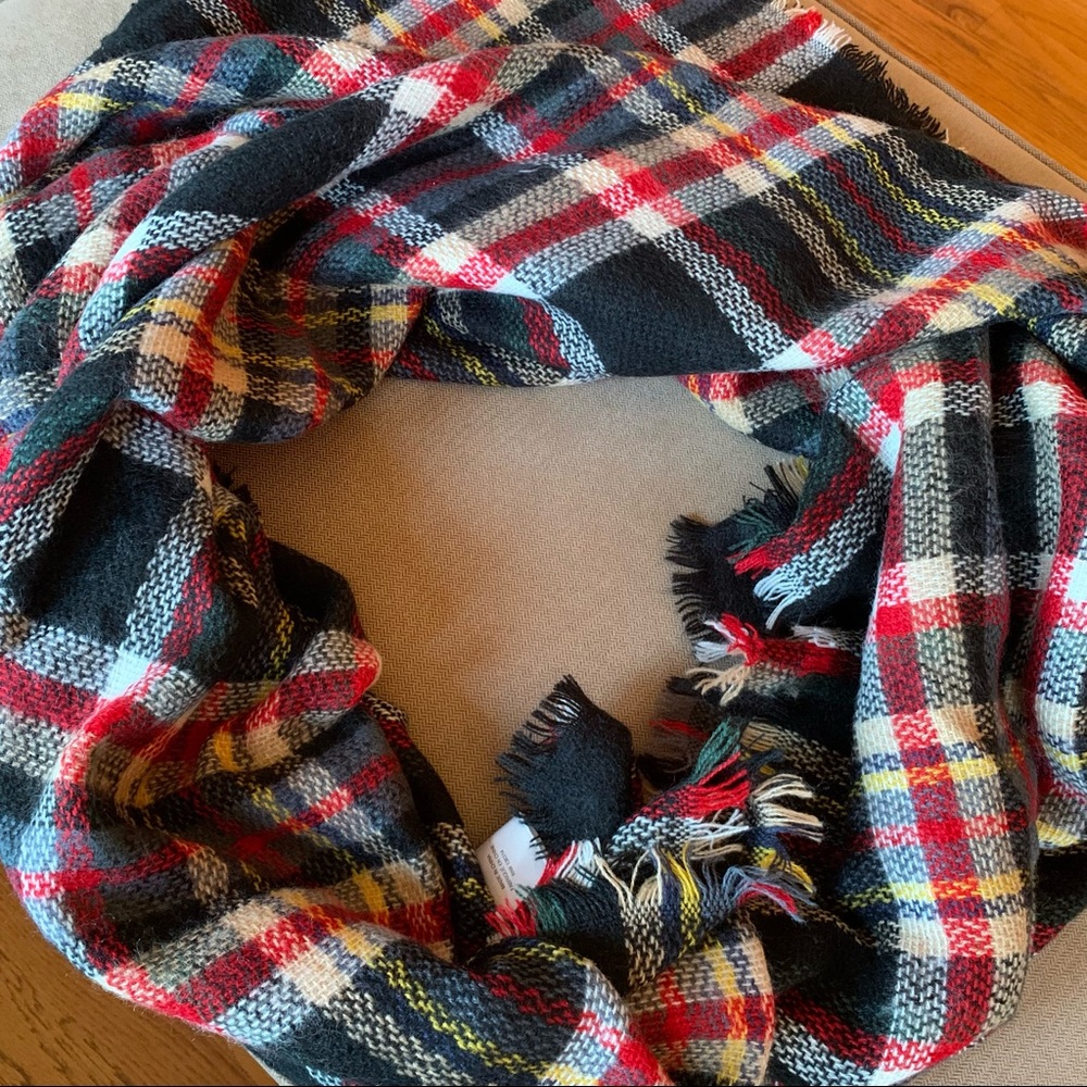 Plaid blanket scarf